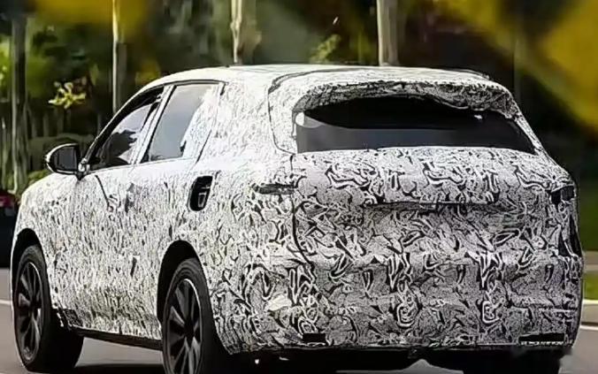 很多人在讲的推出，会不会导致直接变绝版车？我觉得这个是多虑了，现阶段问界M5