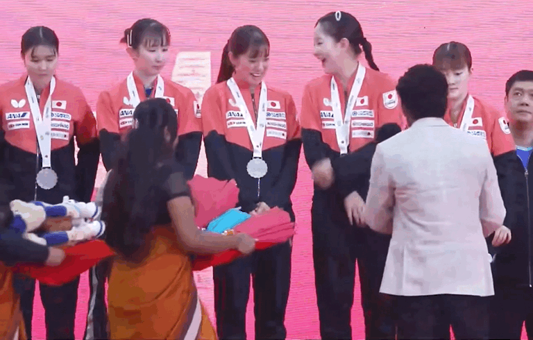 miwa和美柚两个小女孩​​​