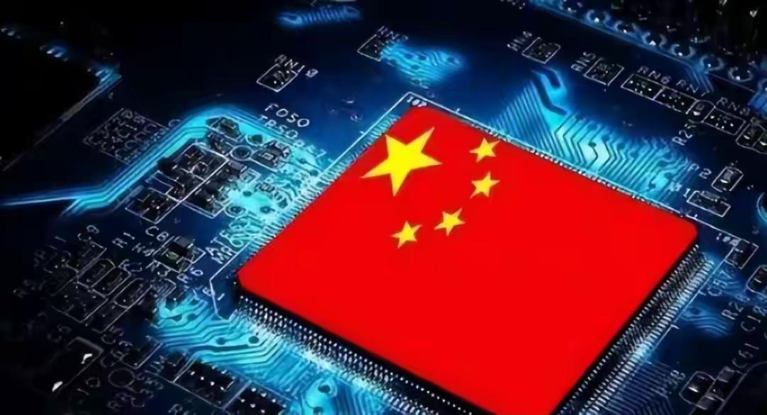 中国首次，美国遭重创，华为重新定义半导体，摩尔定律的桌子被掀了5月25日，
