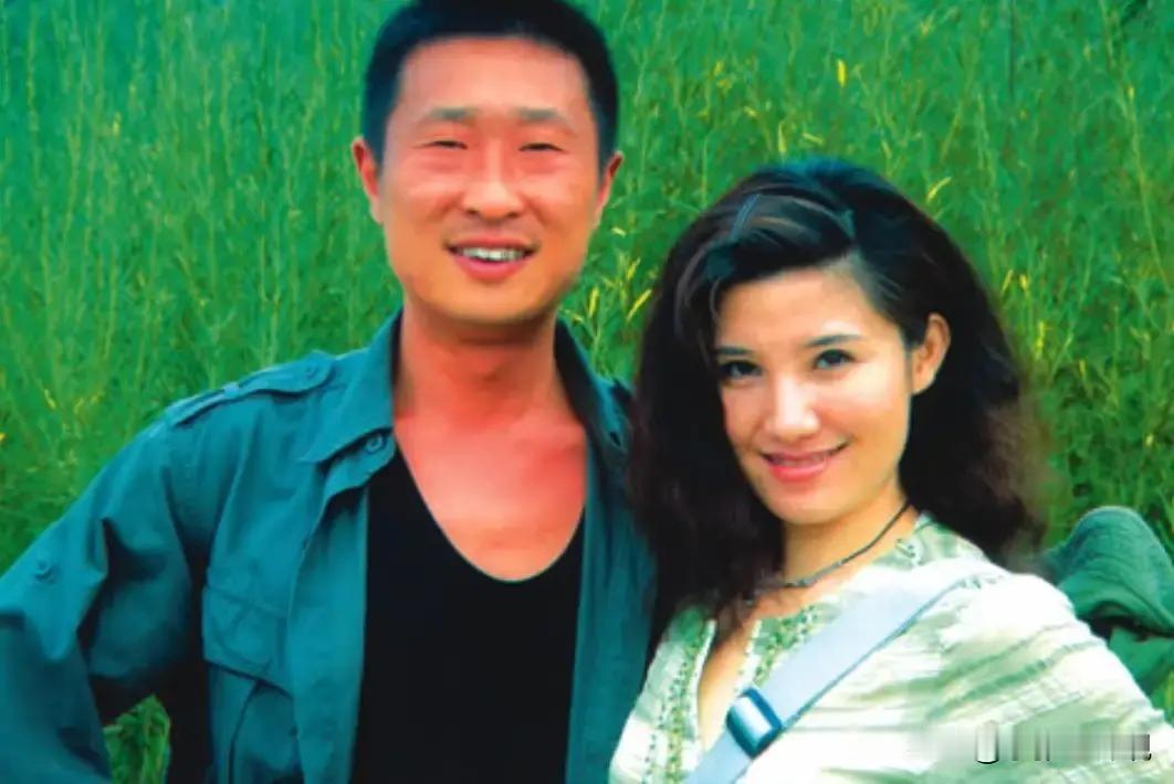 2002年，33岁的林永健打电话给周冬齐，哭着说：“我爸快不行了，你能不能跟我结个婚，让他能安心地离