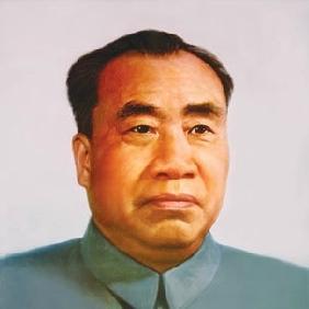 军中，曾经有个约定成俗的习惯，只要是朱老总一现身，无论是元帅，还是将军，