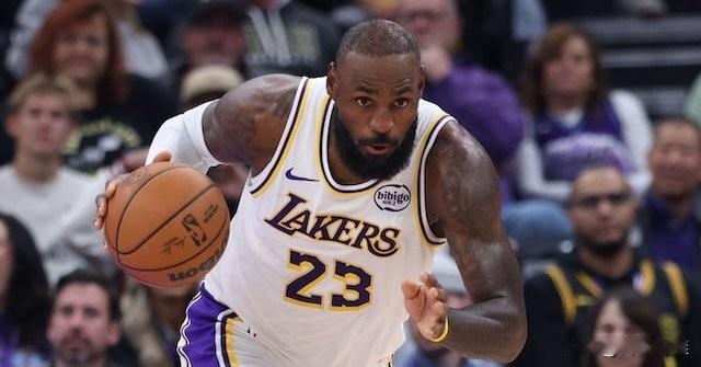 说实话，我一直坚持不动小李，无球有球兼备，能抗产量能抗球权，能组织，能托底，能打