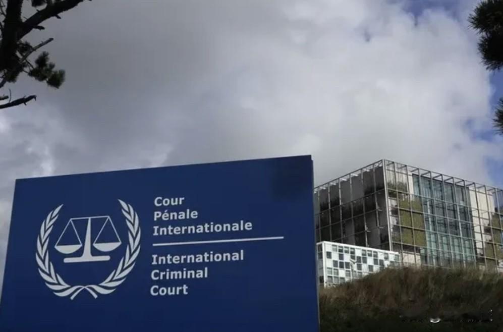 国际刑事法院（ICC）预审分庭于周五驳回了菲律宾前总统罗德里戈·杜特尔特阵营提出