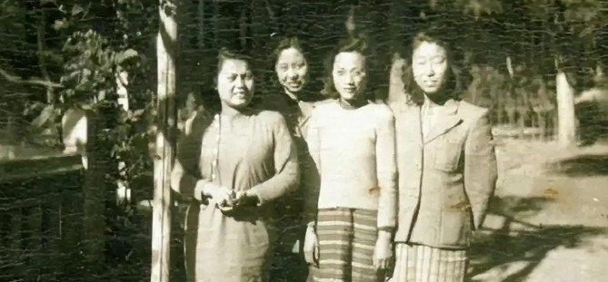1950年，台湾一名女地下党在宿舍被捕，临走前祈求让自己换一身旗袍，敌人略加思索