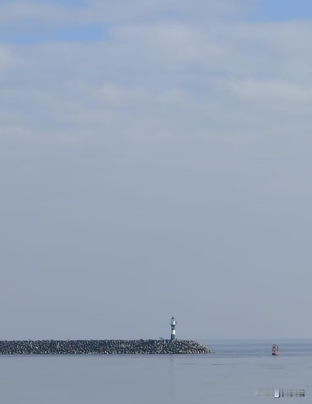 大多六十年代七十年代生人，都陆陆续续开启了属于自己的“余生模式”。这辈父母比上