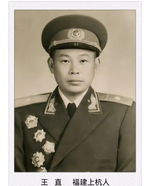 1950年，志愿军缴获了3000条毛毯，欢呼雀跃之际，89师政委王直却下令：全部