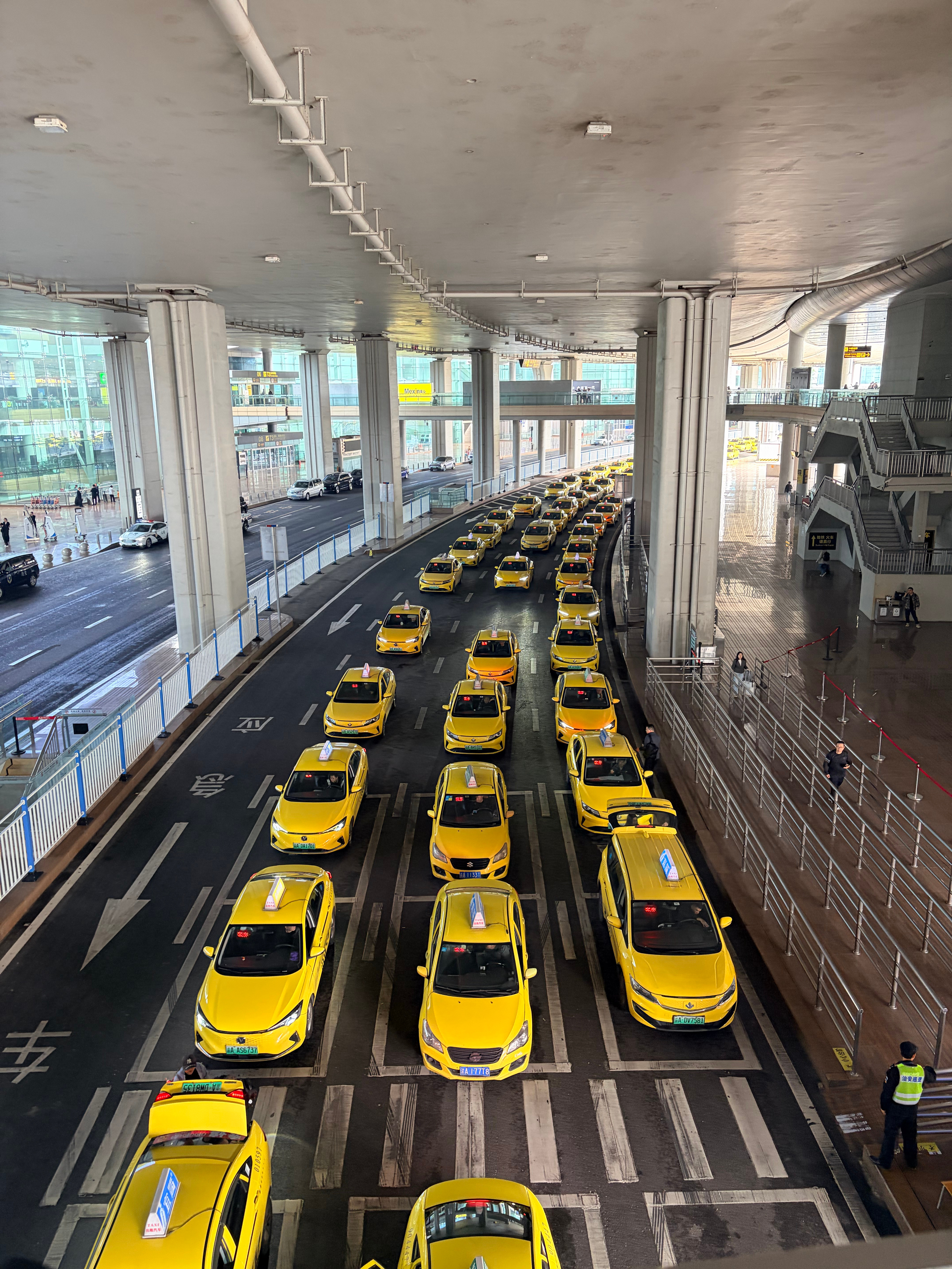 来重庆唯一的景点看完了接下来要抓紧时间办正事了