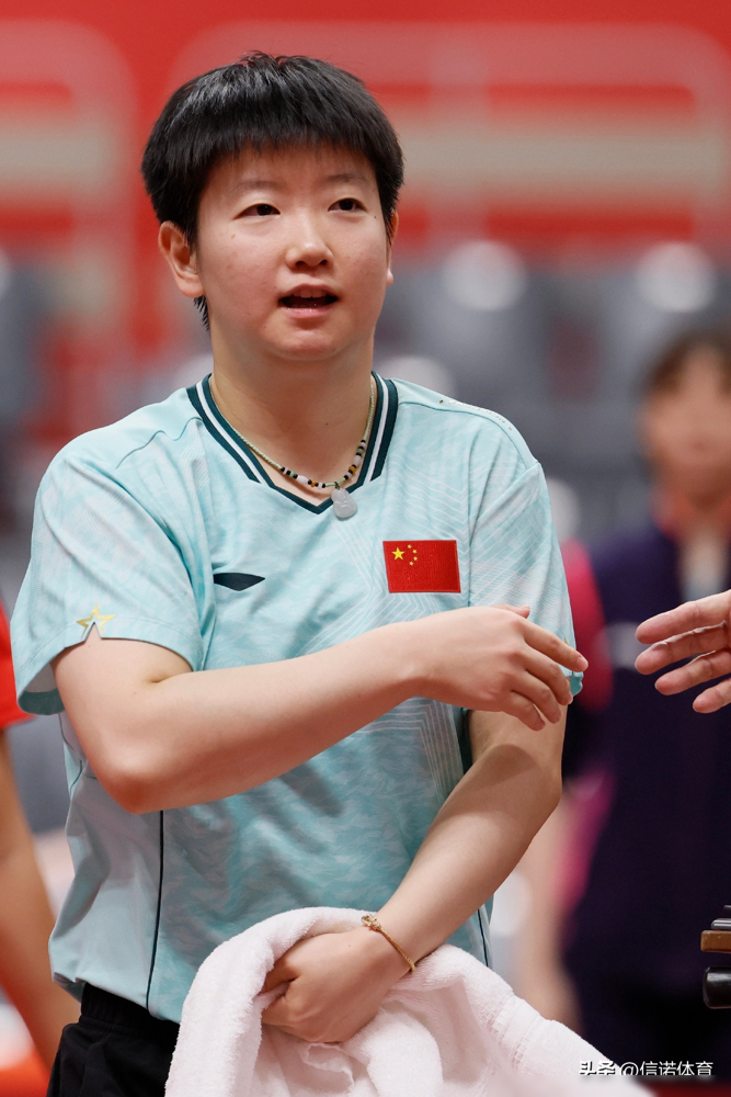 日本队都快被打哭了，王曼昱和孙颖莎却说：你们很强。张本美和赛后采访，哭得泣不成声，说自己被王曼昱完败