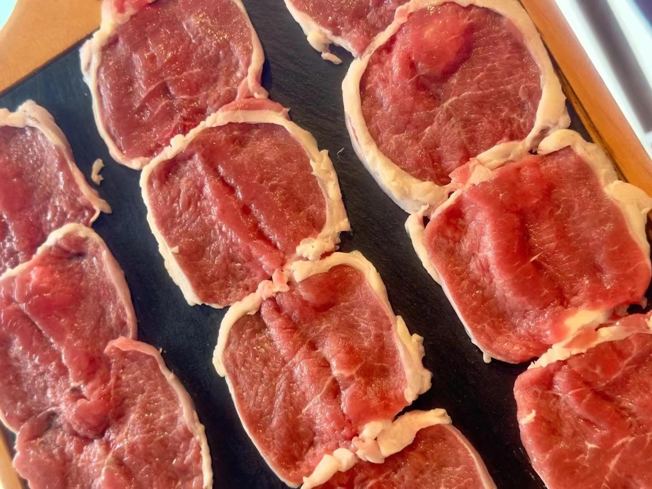 最能代表北京的10种食物是什么？1.烤鸭2.涮羊肉3.卤煮火烧4.豆汁