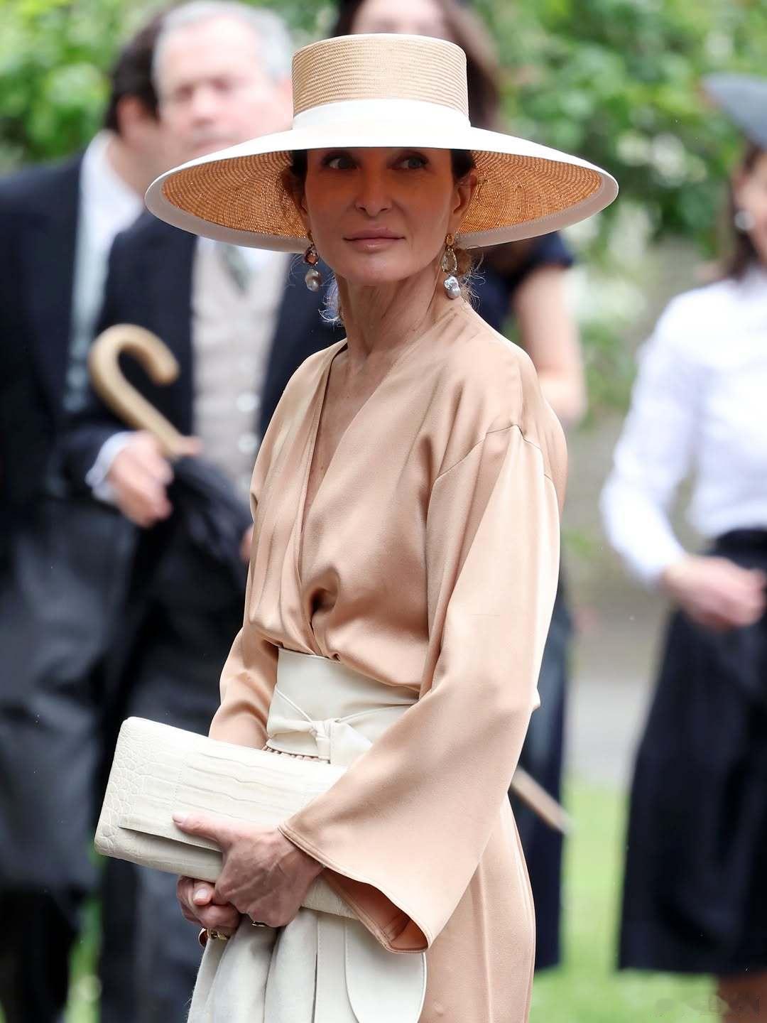 英国王室🇬🇧安妮公主的阿姨已故玛格丽特公主的后代基本全员出动，斯诺登伯爵和