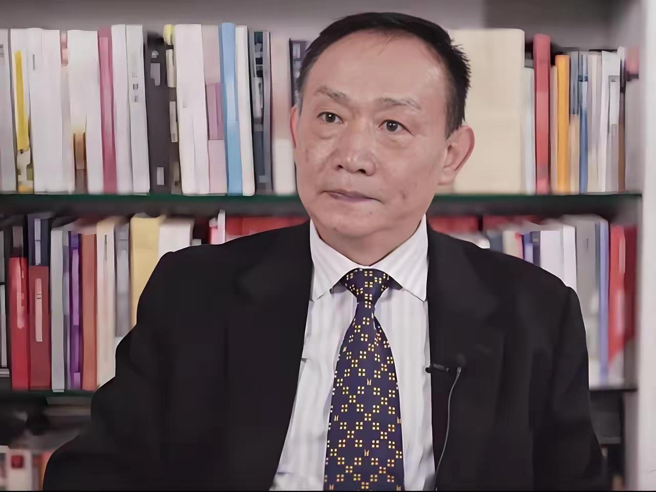 一句话道透底层真相！卢麒元的观点，戳破了很多人不愿直面的现实。判断一个掌权