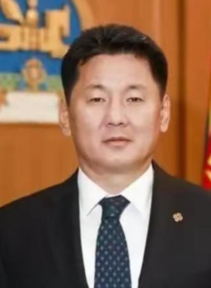 蒙古国要是真敢加入北约，那它离变成第二个乌克兰，真就不远了，但是蒙古国早上宣布要