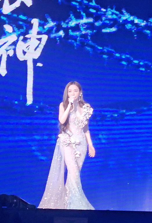 张靓颖演唱会首唱野心家张靓颖宁波演唱会张靓颖《野心家》在宁波首唱🙌