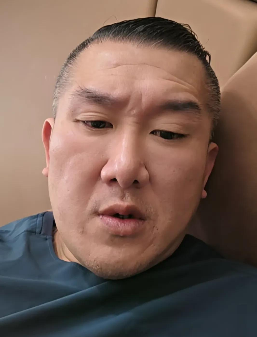 宣扬统一和经商发财矛盾吗？馆长近期的言论和行动都是很正面的，是有利于统的，在戳
