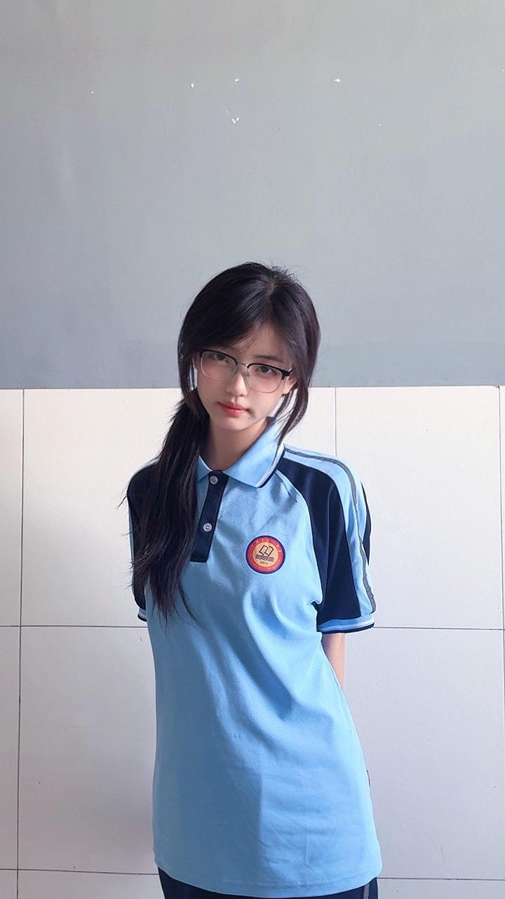 壁纸这不就来了🤓