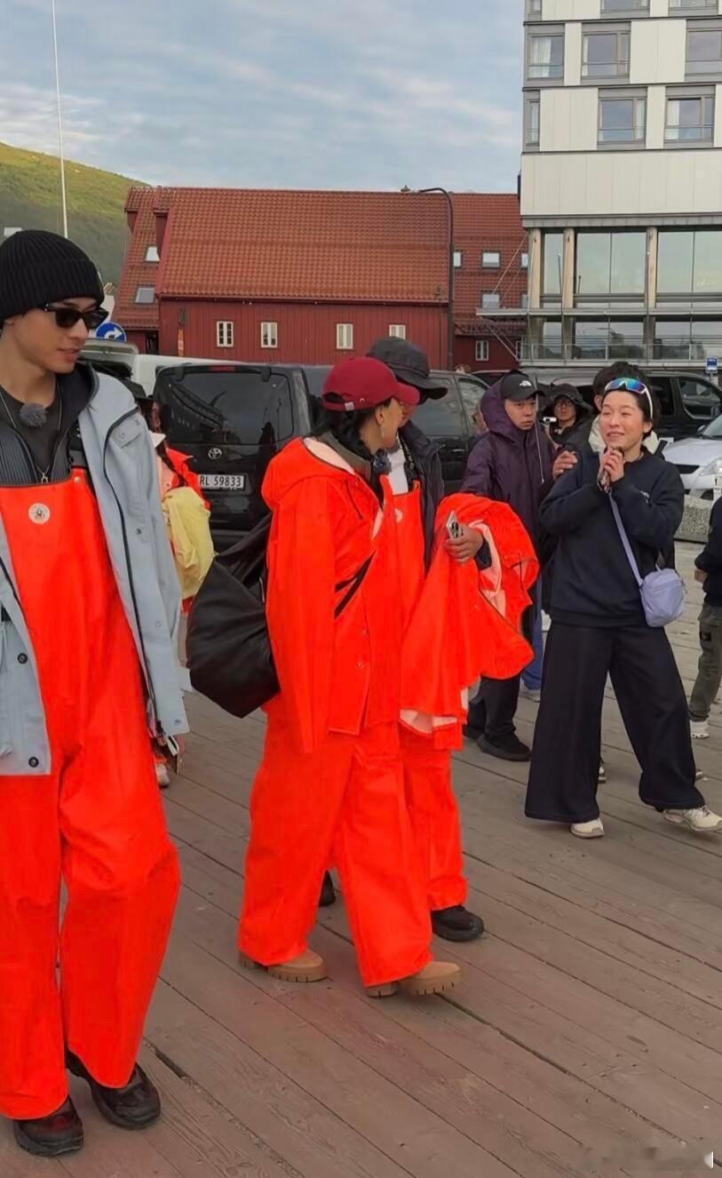 龚俊的素质和修养是刻在骨子里的，是真的会忍不住喜欢“就是很好的人”​​​