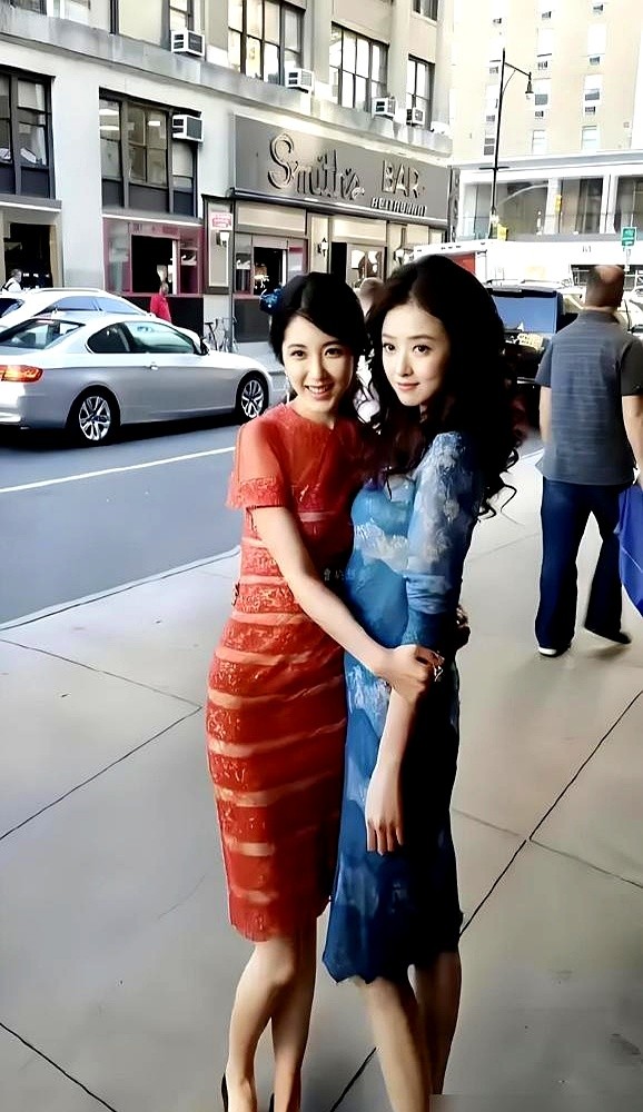 导演连头都没抬说她太文气。她二话不说，一巴掌重重拍在桌子上。“贱人就是矫情！”这一嗓子喊出来，满屋子