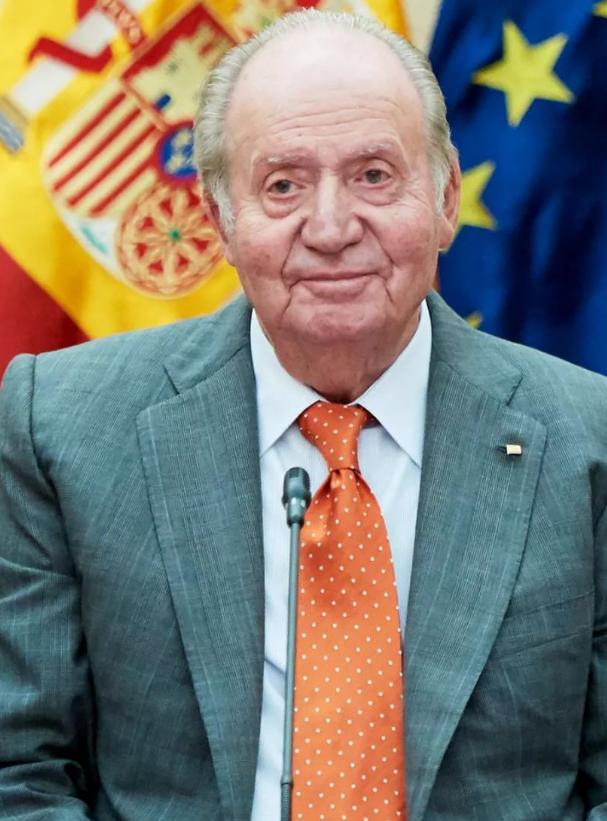 2014年，86岁的西班牙前国王，被强行注射了睾丸激素阻断剂。这个色老头，一生情