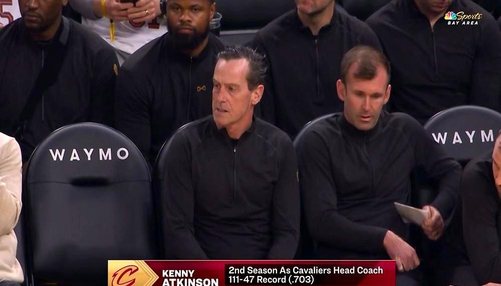 哈登又一次，季后赛抢七大战拉了！从火箭到76人，再到快船，剧本好像就没变过。