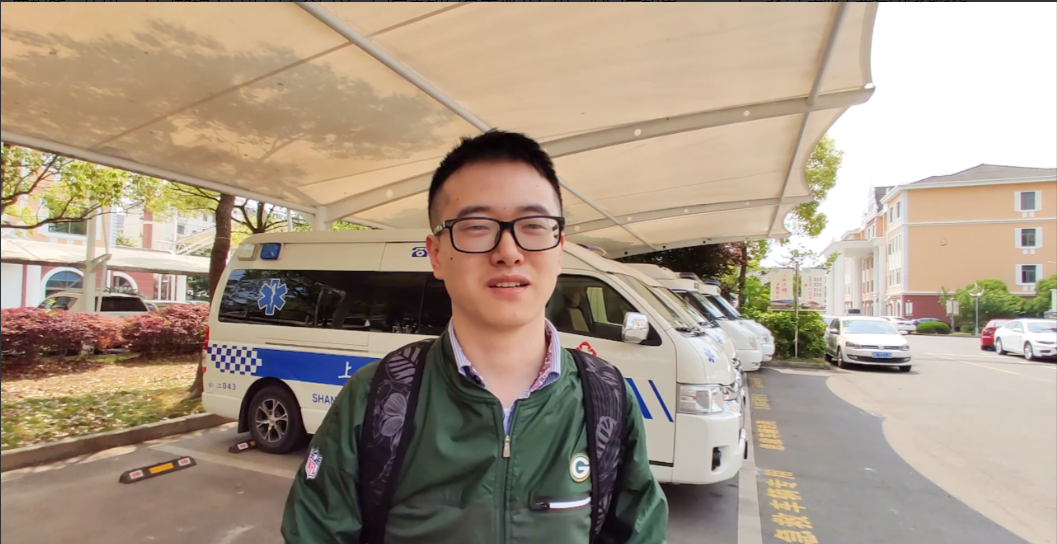 最近，被江西天价救护车事件刷屏，从江西到上海，收了两万八千元的救护车费用。网友们