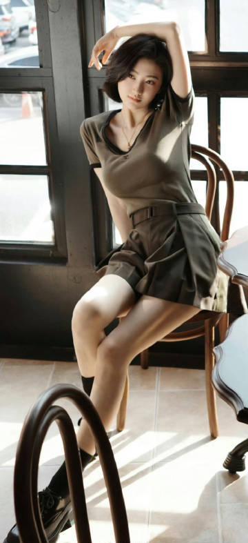 景甜这身材是认真的吗，简直火辣的不行了