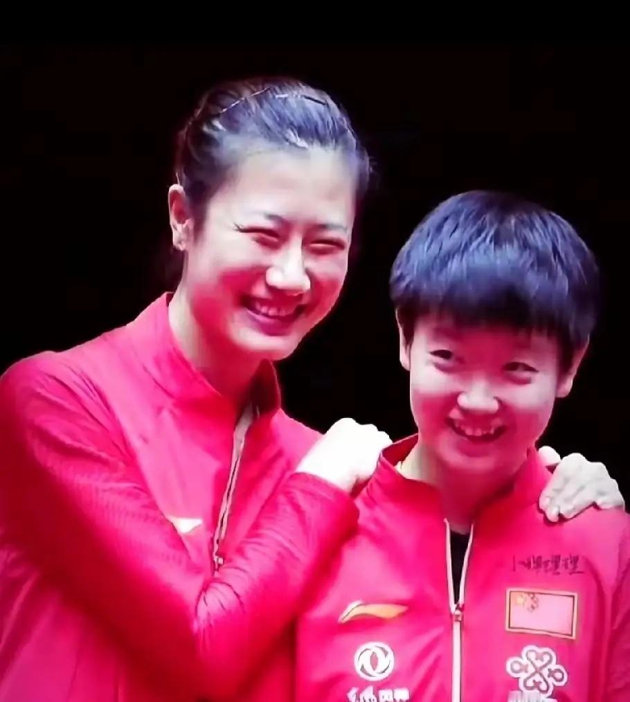 还记得丁宁输给孙颖莎那场比赛吗？赛场上，有人为丁宁加油，也有人“嘘”莎莎，比赛结