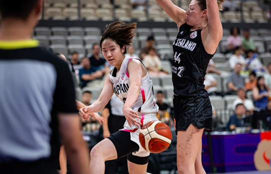 击败中国女篮的26号听到日本女篮的这个号码，宫鲁鸣指导很快便反应了过来。这位