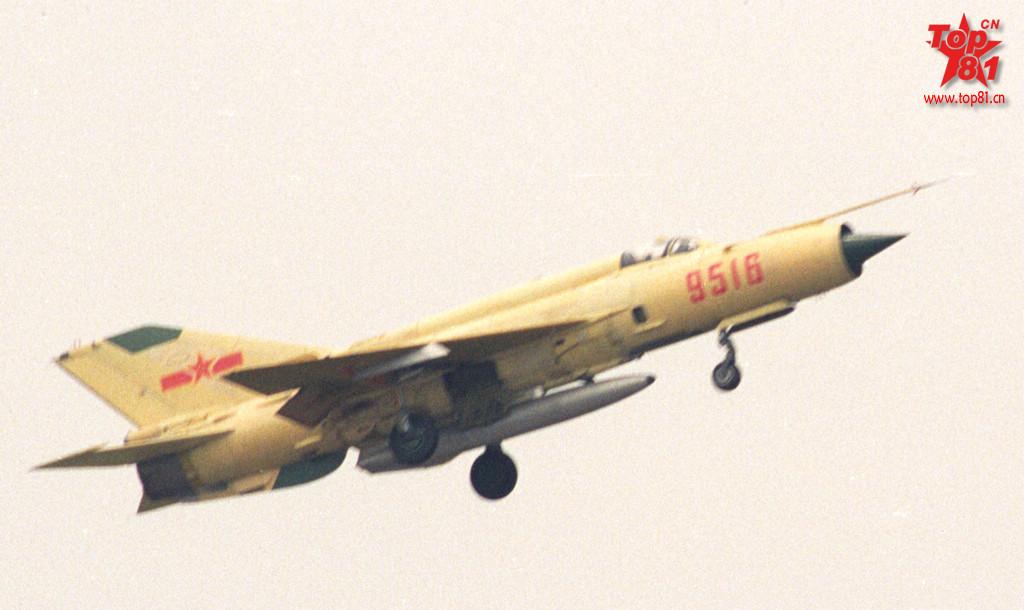 从来没有打过这么富裕的仗1983年1月，歼七Ⅲ飞机零批六架原型机投入试制。鉴