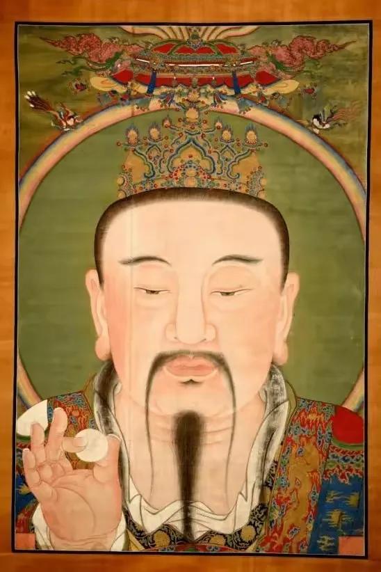 1995年，一老者途径山西闻喜，遇一农家办白事，两个道士正做法事，突然，他发现法