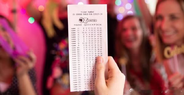 澳夫妇彩票中1500万告诉孩子仅中1.5万：希望他们明白必须努力奋斗近日，澳大利