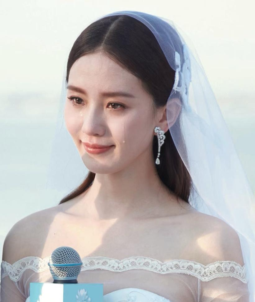 回看刘诗诗和吴奇隆的婚礼，真的甩其他85花一大截都说俩人婚姻生变但至少结婚的
