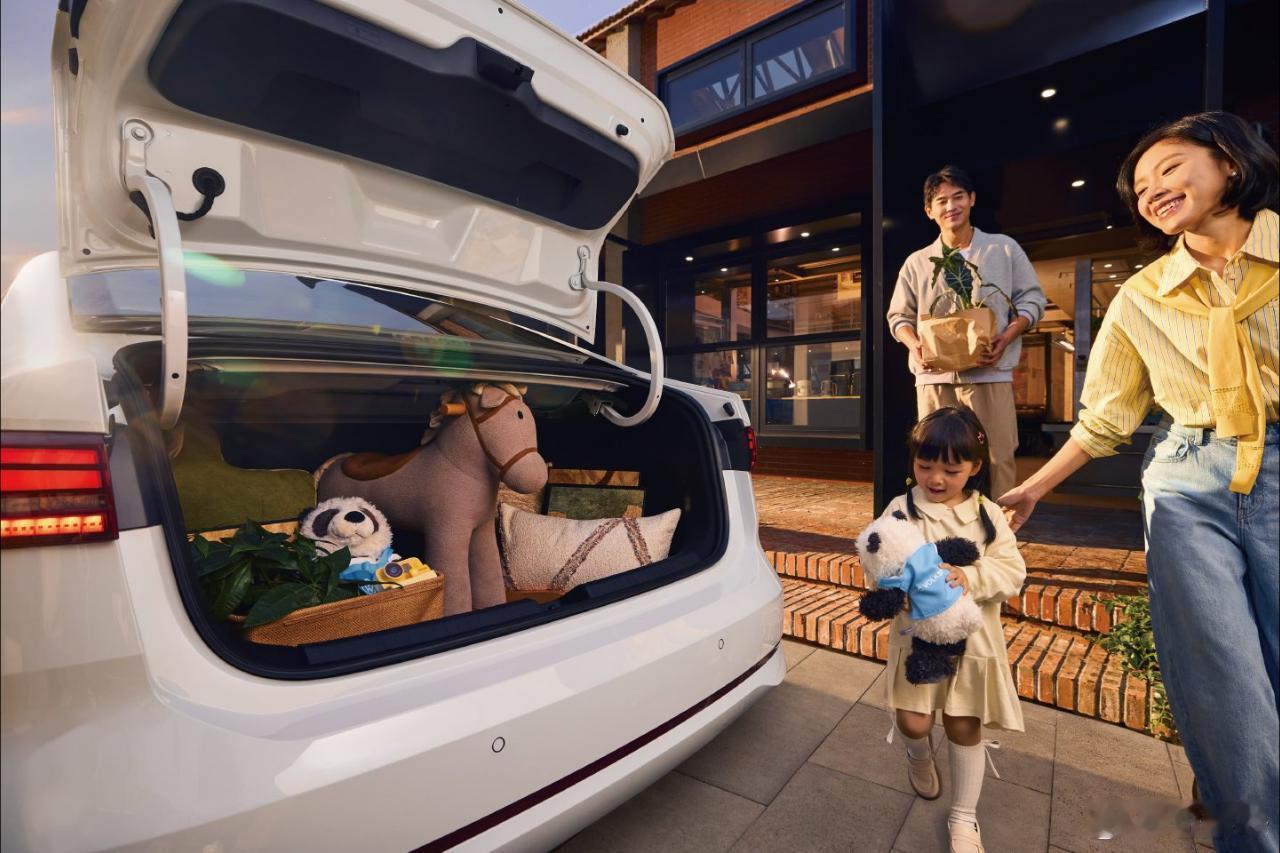 终于等到朗逸Pro上市和价格公布了！😍真是太让人惊喜了！🥳之前就一直关注着