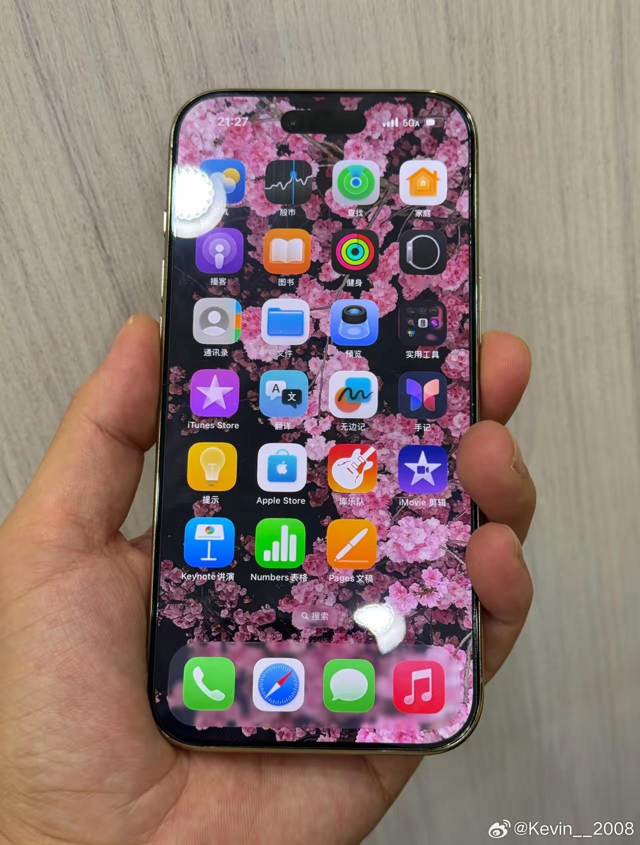 iPhoneAir颜值确实是好看，可惜短板太明显了​​​
