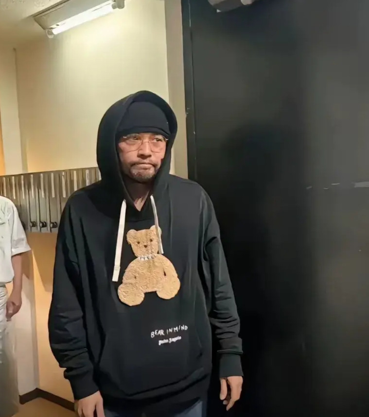周杰伦用事实告诉我们，找个比自己小20岁的年轻老婆，一开始可能挺美，带出去有面子