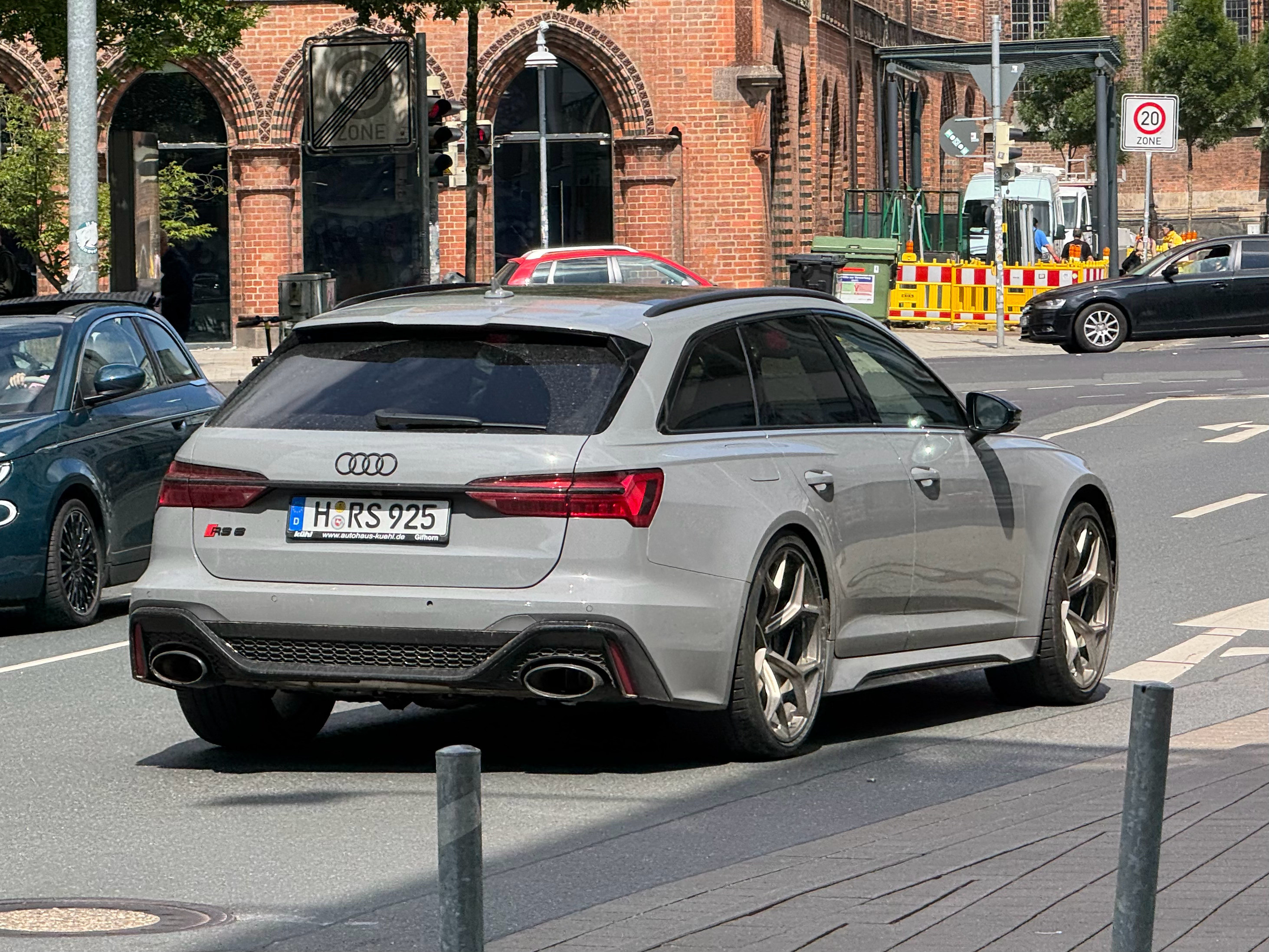高性能瓦罐，太喜欢了。奥迪RS6Avant、AMGE63Estate、宝