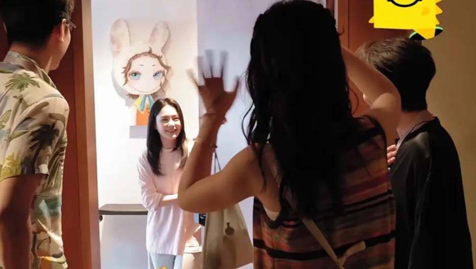 44岁阿娇一个人，住200平房子一顿饭花700多点外卖，想要孩子难时间过得真是