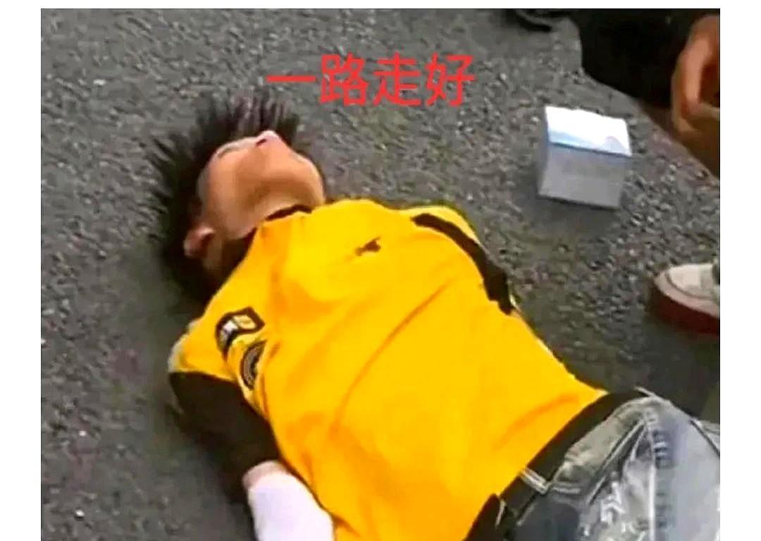 看了19岁外卖小哥的新闻，我给默默给自己定了三个要求！今天中午点外卖的时候，我