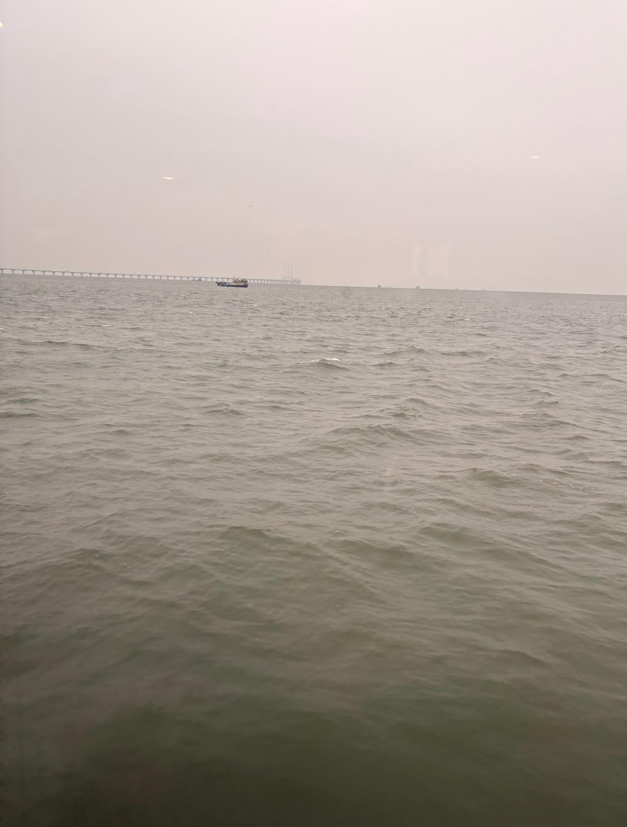 去了一趟越南之后，我才发现现在的越南变化挺大的1，在越南的一些经济比较发达的