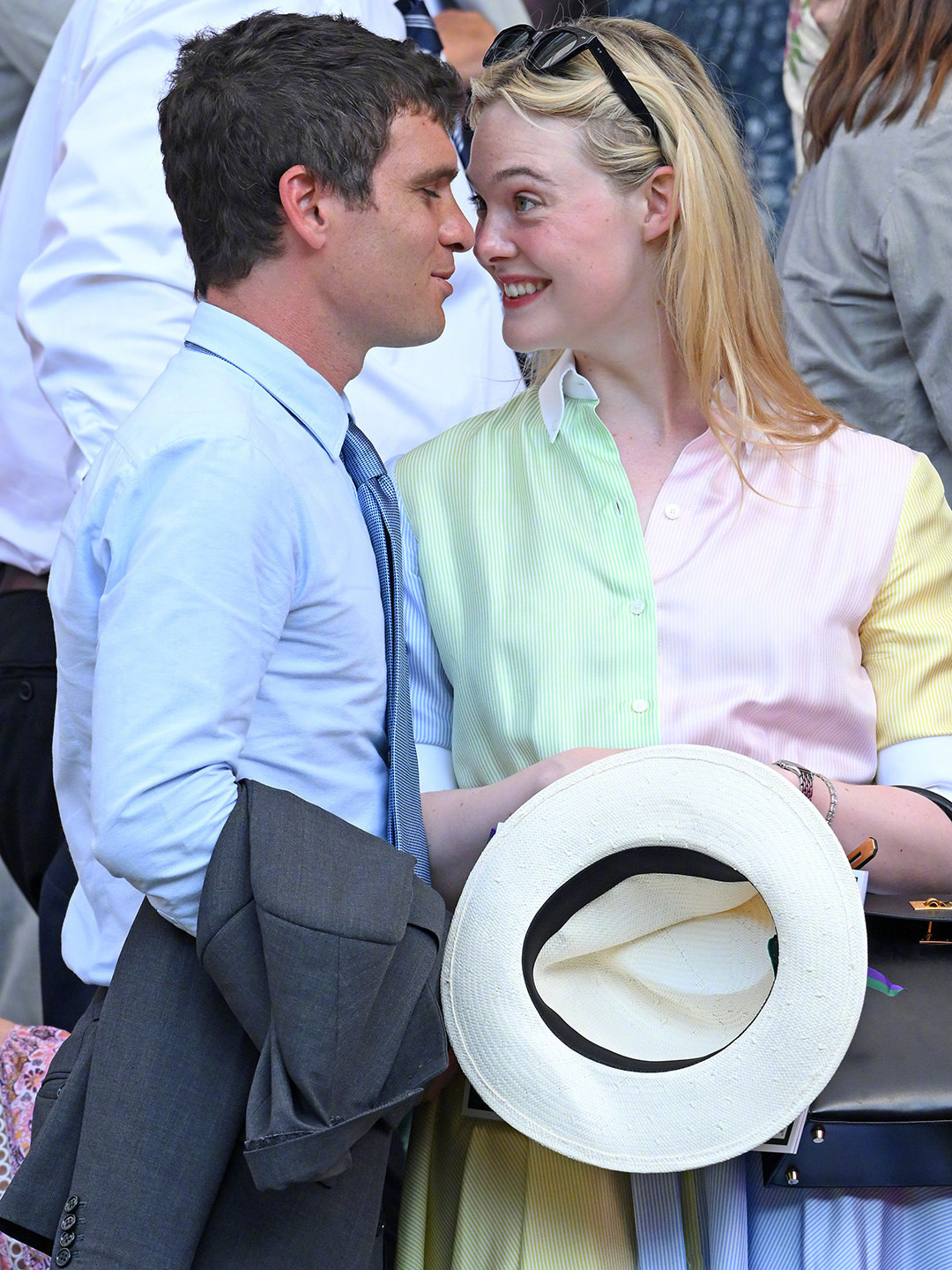艾丽·范宁（ElleFanning）和男友古斯·温纳现身2026温布尔登网球锦