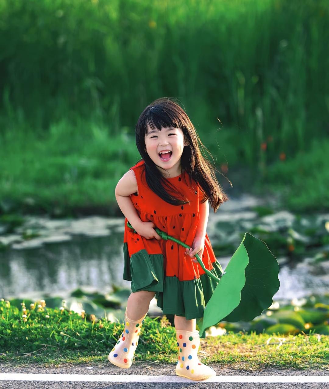 为什么要对女儿好因为女孩的一生会经历很多苦楚:怀孕生子，带娃，工作，婆媳如