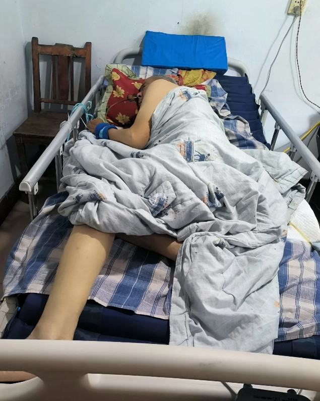 我这一生就葬送在了失能公婆身上。婆婆和公公沤气，服毒吓唬公公，我们刚好不在家，