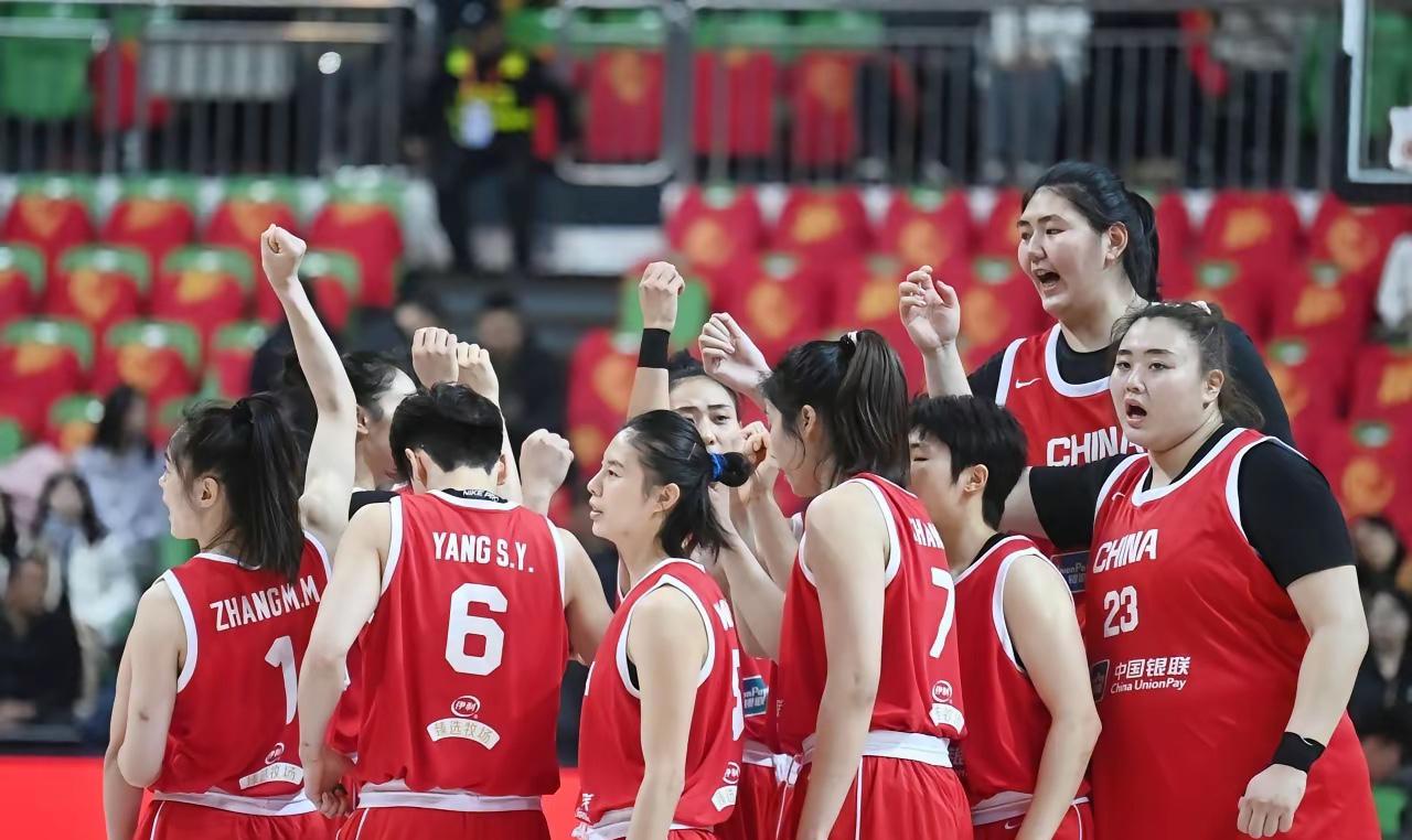 速报！明天（9月19日）上午9:00点，大家最喜欢的女篮队员张子宇、刘宇彤登场了