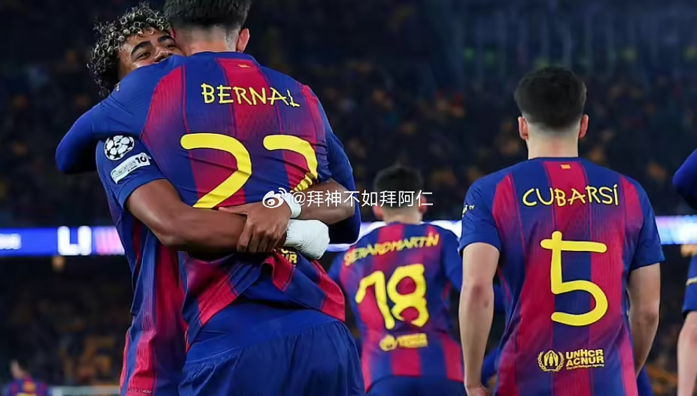 据《每日体育报》报道，本赛季，巴萨共有14名出自拉玛西亚青训营的球员获得弗里克征