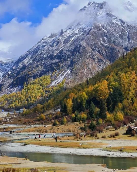 理小路︱雪山公路最美的季节到啦💰138/人📣“川西独库公路”，四季景观各异