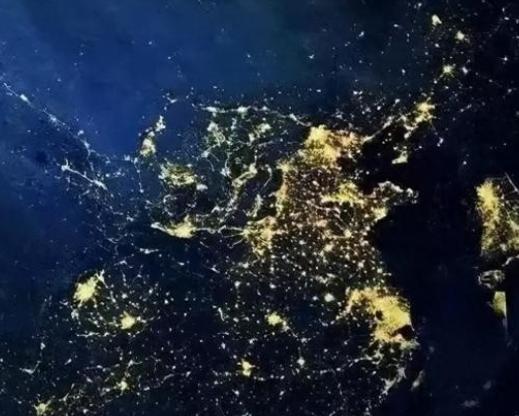 为何中国宁愿把电力输向越南，让越南夜晚灯火辉煌，却对朝鲜几乎绝不供电？ 