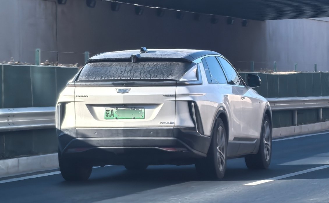 凯迪拉克这款车的中文名字还有人知道吗?时代的眼泪，奥特能的过气明星，当时还差点