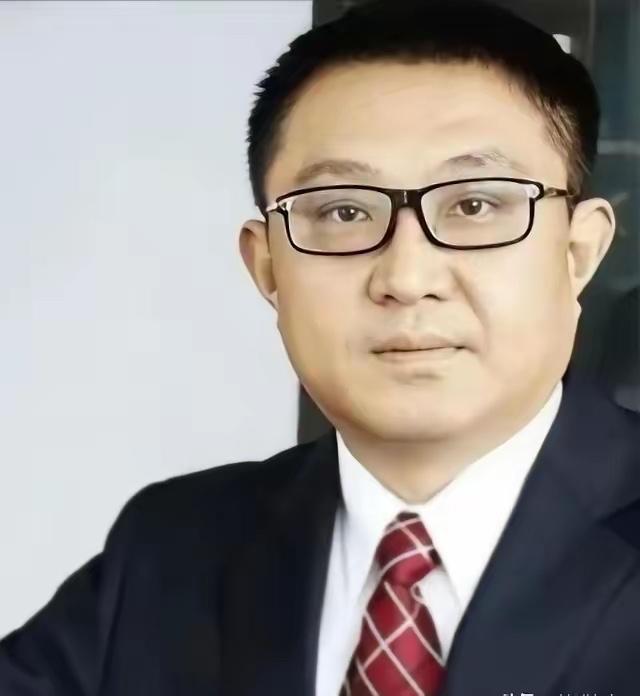 你敢信吗？当年靠着核酸生意赚得盆满钵满的张核子，现在居然成了到处讨债的“追债人”