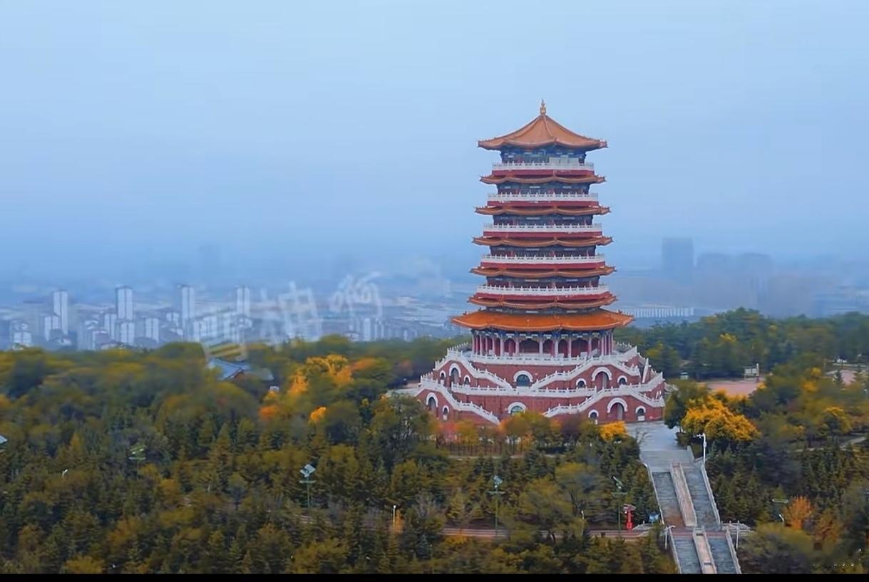 别只盯着网红秋景了！宁夏固原的秋天，藏着西北最本真的斑斓与滚烫热点概况