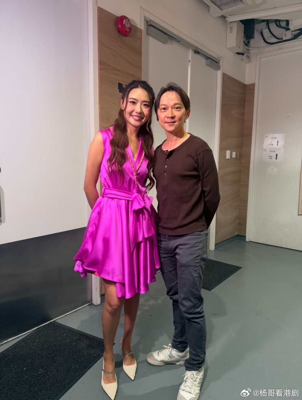 戴祖儀首戰獨腳音樂劇大獲好評黃宗澤現身捧場大讚記詞超強.TVB人氣小花戴祖儀（