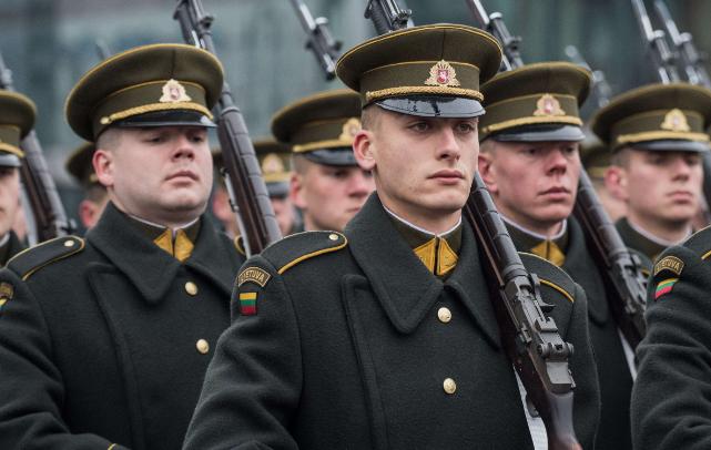 第一个愿意向伊朗派兵参战的国家出现了，它就是在俄乌战争中逢俄必反的，立陶宛！ 